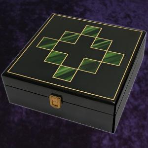 Photo 1 of Hi-Gloss chip box 100 (green squares)